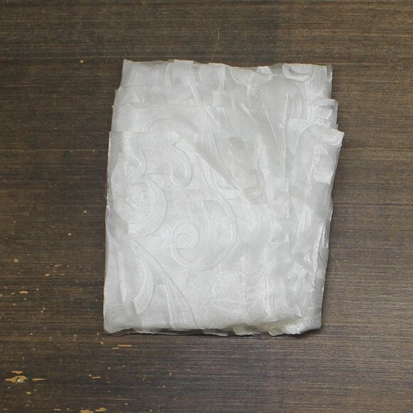 NEW Regal Home Lombardi Floral Rod Pocket Sheer Single Curtain Panel White 50x84 - Picture 3 of 5